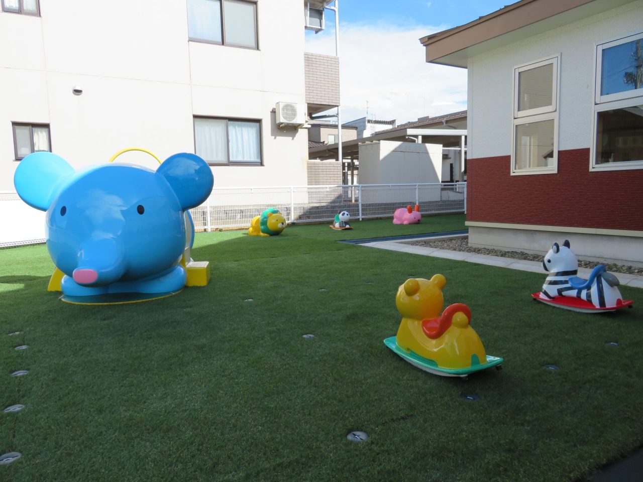 ベビーサンクス 遊具遊び場ができました サンクス高田グループ トータルケア 新潟県上越市